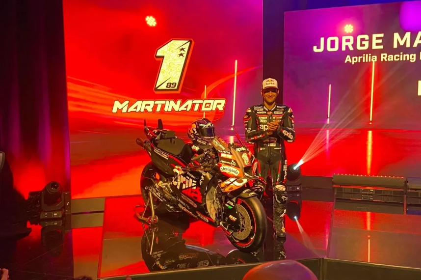 Martin, 2025 sezonunda 1 numarayla yarışacağını açıkladı, Aprilia yeni motosikletini tanıttı!